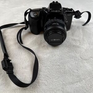 Minolta Maxxum 400si 35-70mm AF Zoom Film SLR Camera‎ Black
